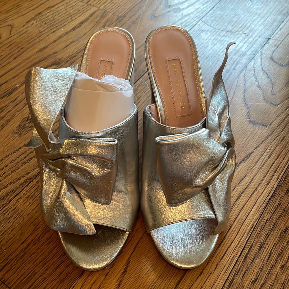 Avec Les Filles Silver Block Heels